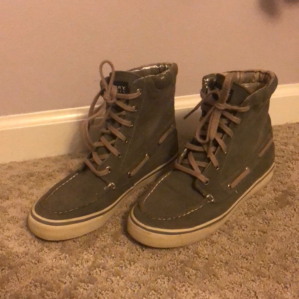 Sperry Hightops